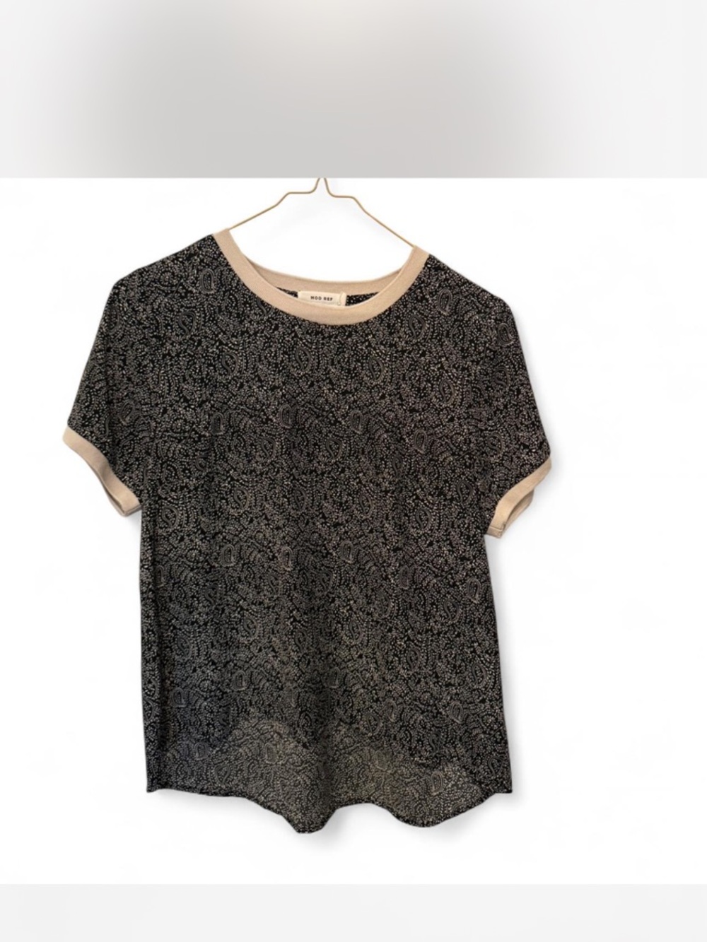 Mod Ref Black Paisley Short Sleeve Tee with Beige Trim